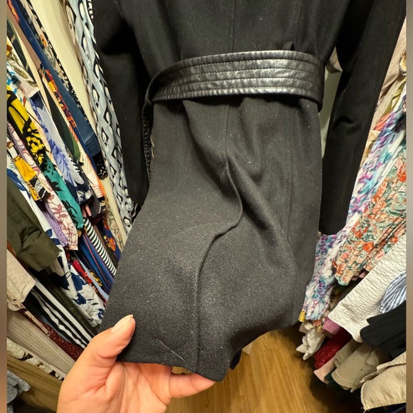 Via Spiga
Women's Belted Faux-Fur-Collar Coat - Picture 3 of 3